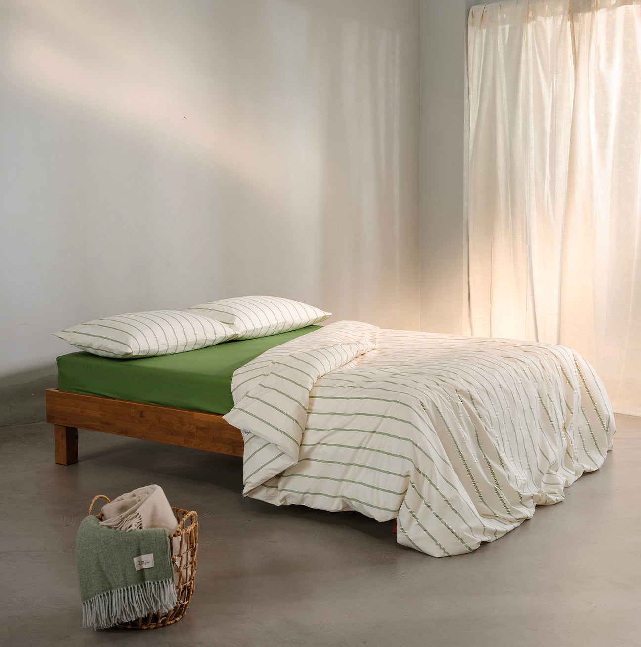 completo a righe crema e oliva nuova collezione a righe in edizione limitata di Dalfilo